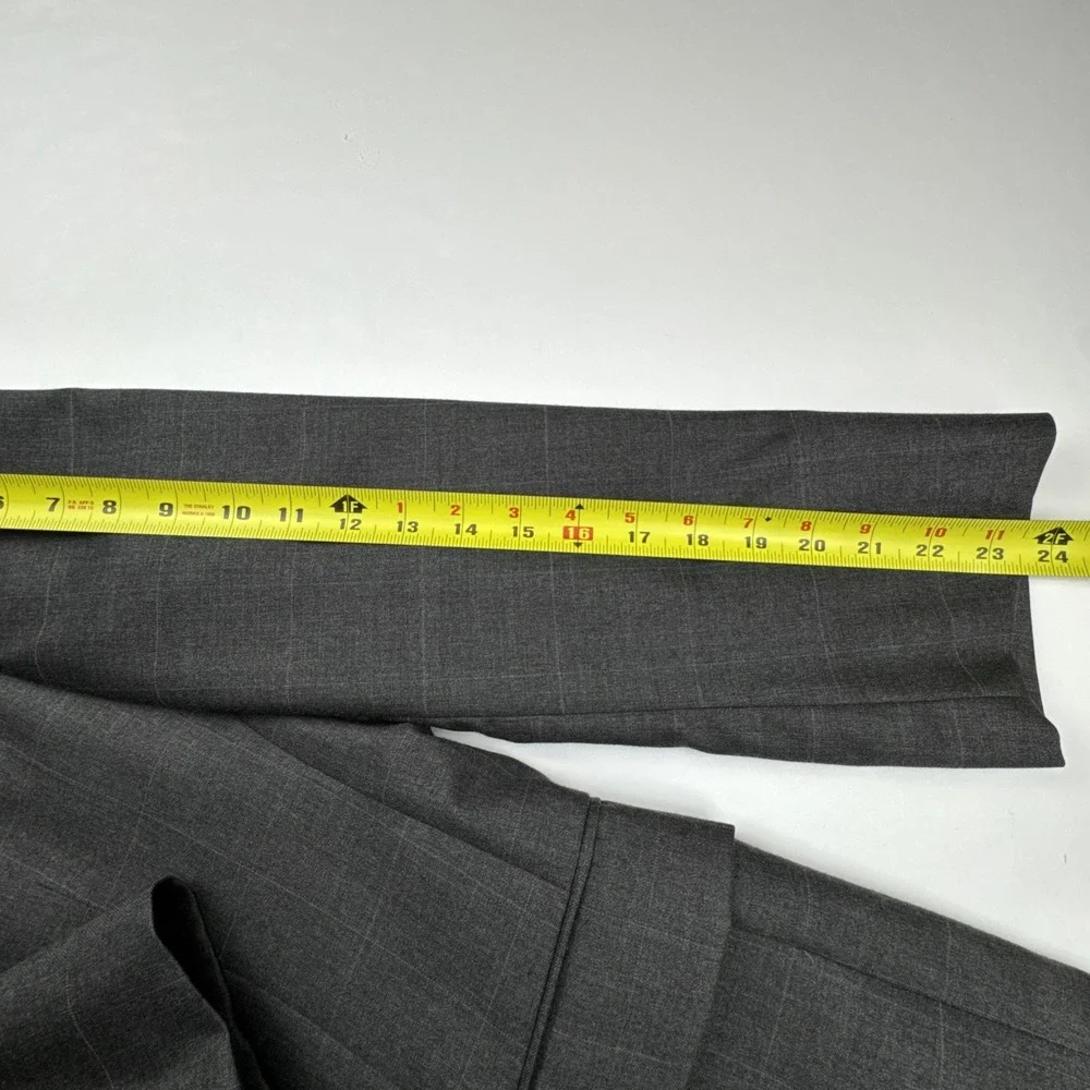Jos. A. Bank Mens Blazer‎ 44R Wool Windowpane Grey Traveler Sport Coat Business